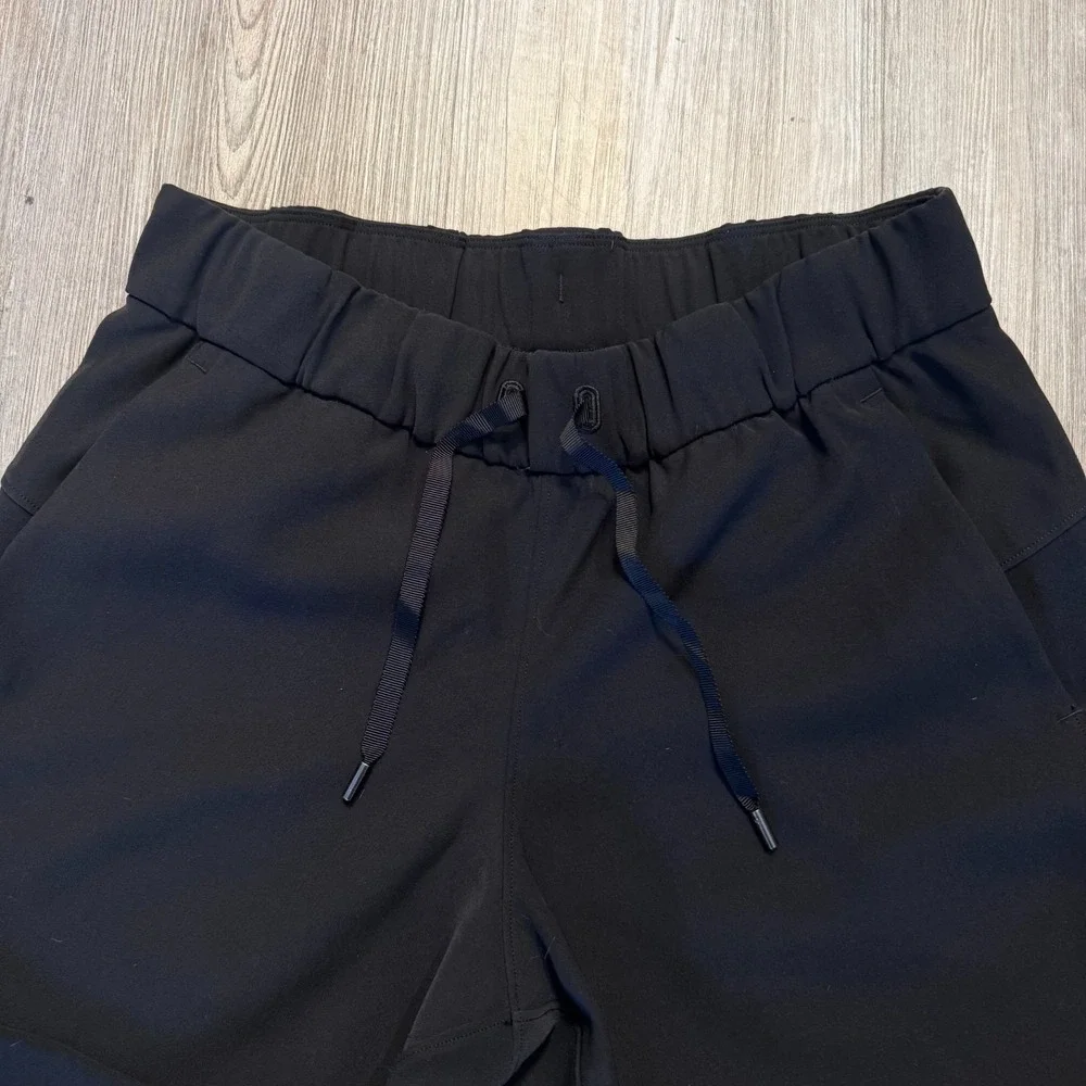 Lululemon Womens 4 On The Fly Jogger Black